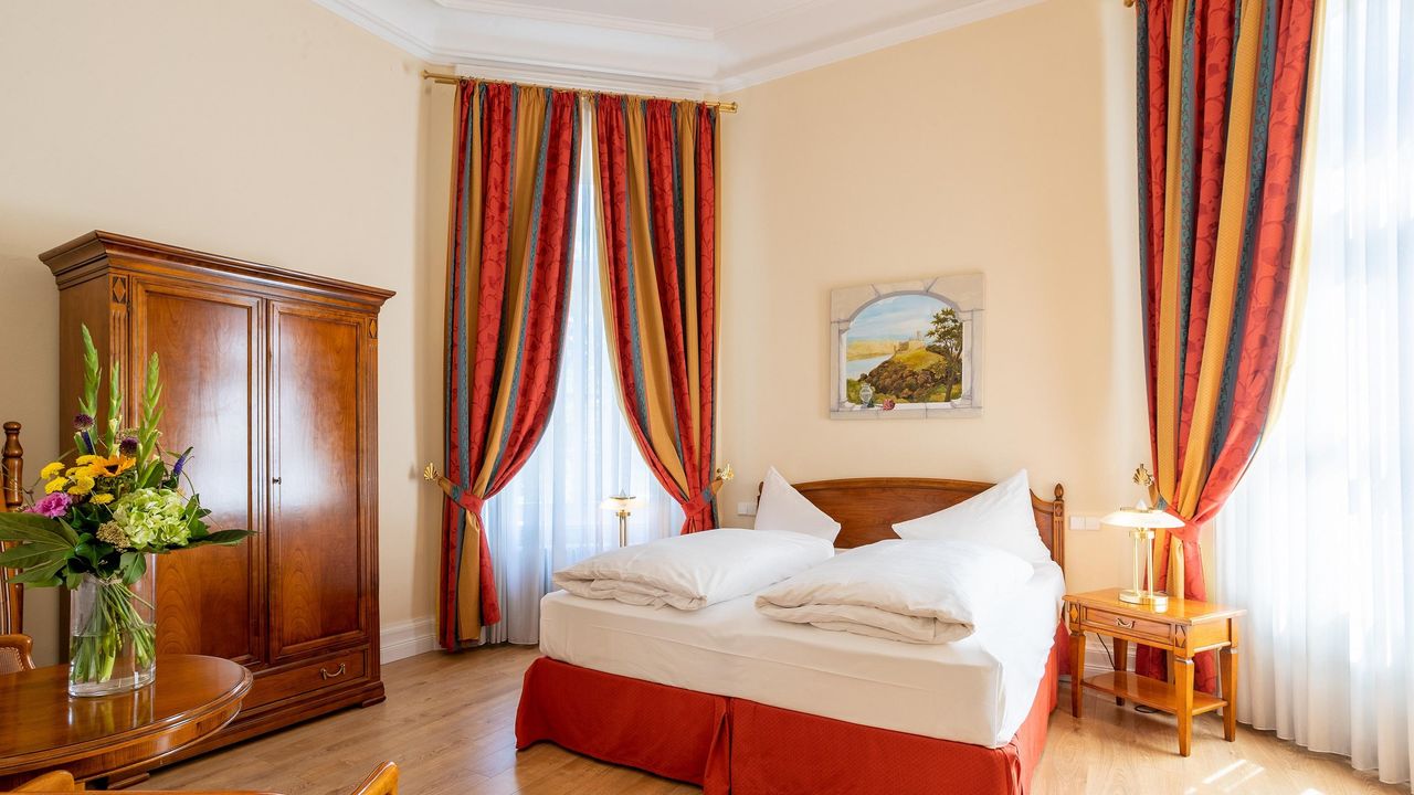 Standardzimmer Villa Rheinfels Standardzimmer Villa Rheinfels